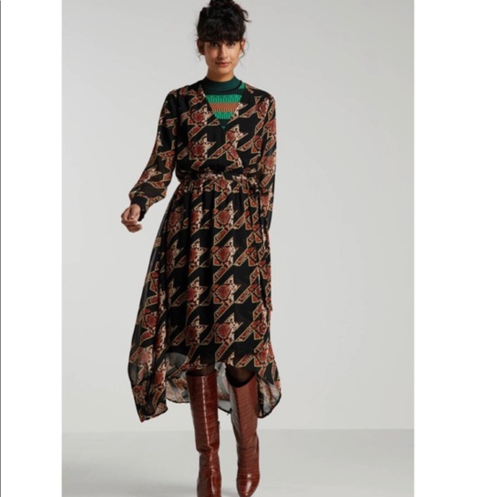 Scotch and Soda maxi dress long Sleve Size S fits medium also **used once**